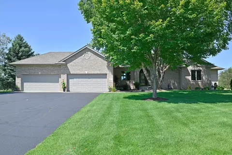851 158th Ave NE, Ham Lake, MN 55304