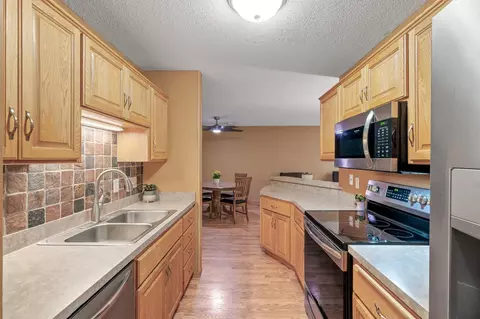 8476 121st Ave N, Champlin, MN 55316 photo 9