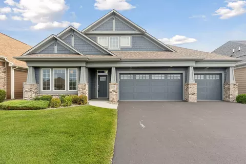 8716 9th Pl N, Lake Elmo, MN 55042