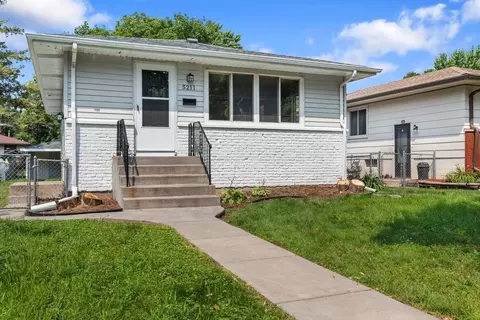 5211 Newton Ave N, Minneapolis, MN 55430