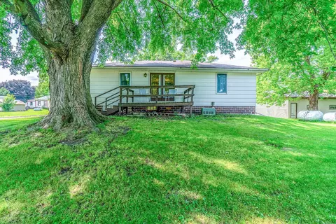 206 E 1st St, Delavan, MN 56023 photo 21
