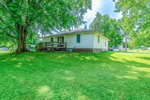 206 E 1st St, Delavan, MN 56023 photo 20