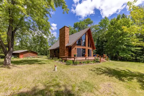 36173 Christmas Point Rd, Grand Rapids, MN 55744