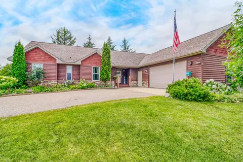 1807 Brainard Blvd, Detroit Lakes, MN 56501