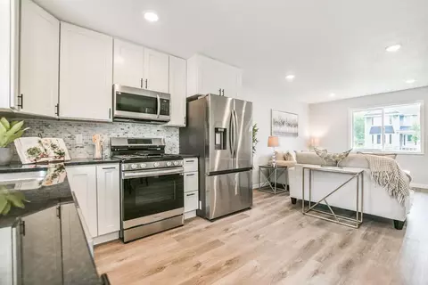 1118 Knox Ave N, Minneapolis, MN 55411 photo 3