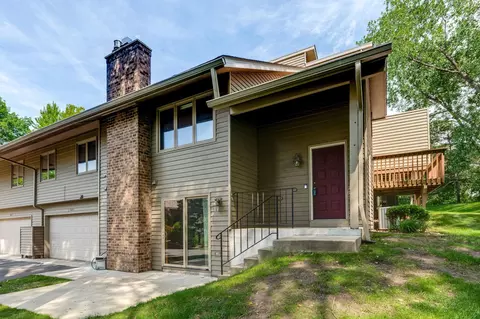 5271 Ximines Ln N, Plymouth, MN 55442