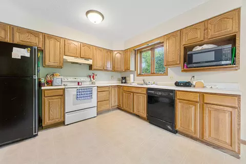 924 Menk Dr, Saint Peter, MN 56082 photo 8