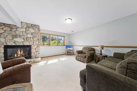 924 Menk Dr, Saint Peter, MN 56082 photo 16
