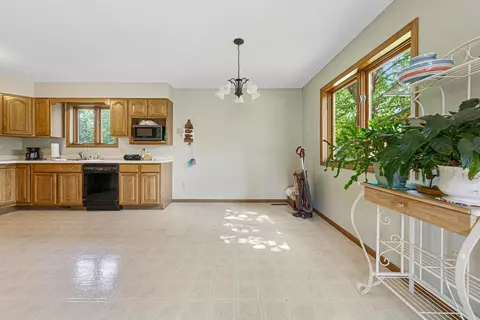 924 Menk Dr, Saint Peter, MN 56082 photo 7