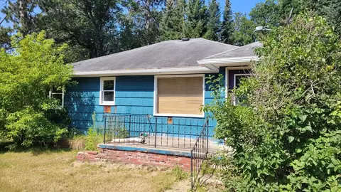 415 York St, Pine River, MN 56474