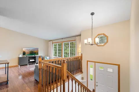 4618 Penkwe Way, Eagan, MN 55122 photo 2