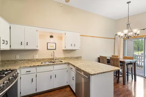 4618 Penkwe Way, Eagan, MN 55122 photo 9