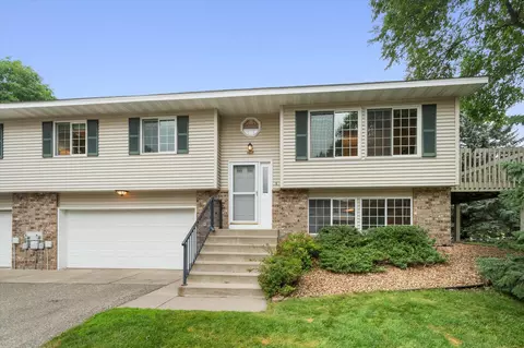 4618 Penkwe Way, Eagan, MN 55122