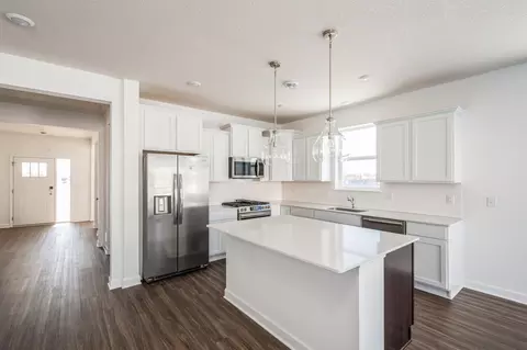 22525 Wood Ln, Rogers, MN 55374