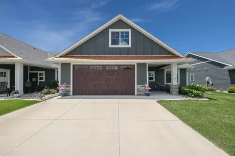 809 Tranquility Trl, Mankato, MN 56001