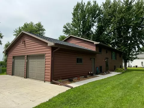 324 6th Ave SE, Winnebago, MN 56098