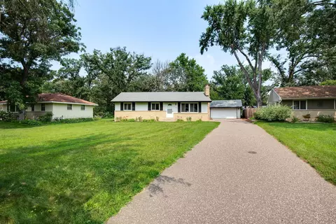 155 Rickard Rd NE, Fridley, MN 55432
