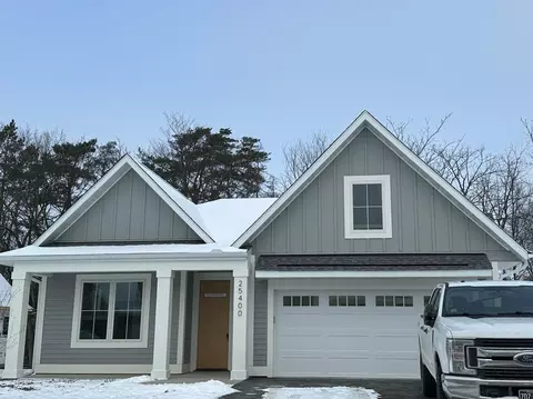 25400 Park Ln, Shorewood, MN 55331