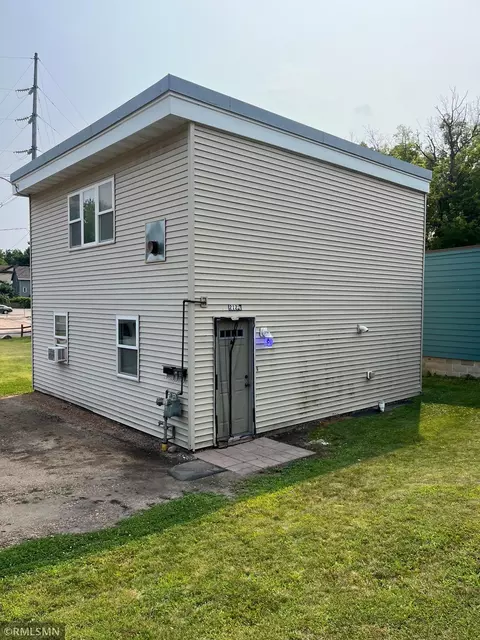 212 Main St E, New Prague, MN 56071