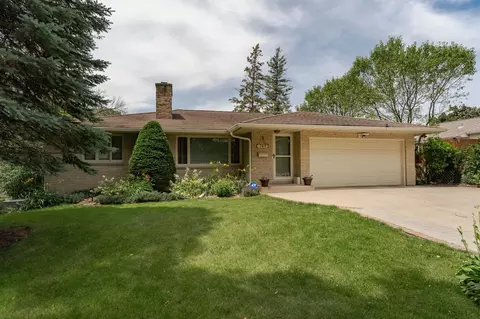 705 15th Ave SW, Rochester, MN 55902