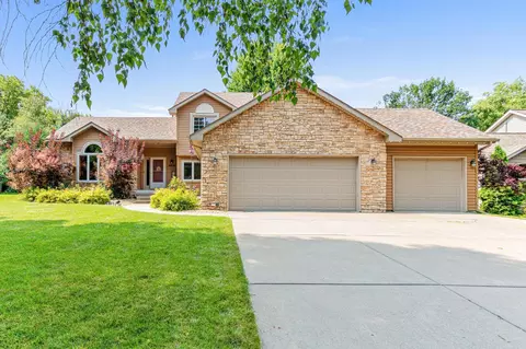 6619 Ruffed Grouse Rd, Lino Lakes, MN 55014
