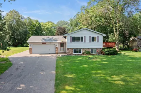 12621 Pineview Trl, Dayton, MN 55327