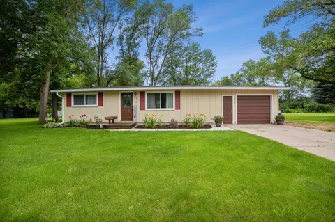 313 4th Ave NE, Arlington, MN 55307