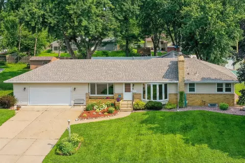 3612 53rd Pl N, Brooklyn Center, MN 55429