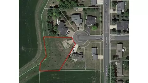 Nnn Meyer Circle, Green Isle, MN 55338