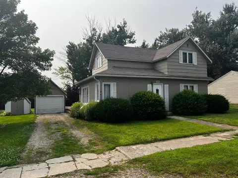 106 2nd Ave, Bellingham, MN 56212