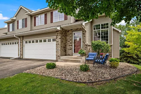 13476 Settlers Ridge Ln, Burnsville, MN 55337