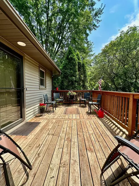 8988 Ivy Rd, Saint Cloud, MN 56301 photo 2
