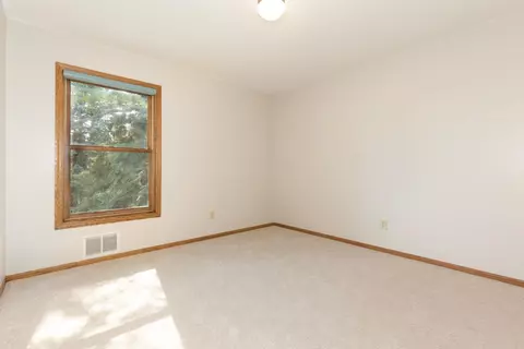 6010 Mckinley Pl, Shorewood, MN 55331 photo 29