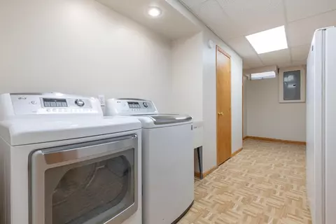 6010 Mckinley Pl, Shorewood, MN 55331 photo 33