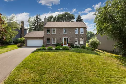 6010 Mckinley Pl, Shorewood, MN 55331