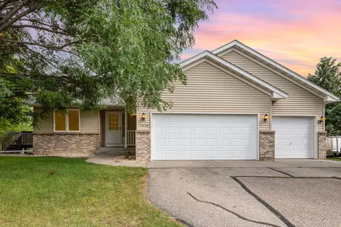 1928 Tyler Ct, Northfield, MN 55057