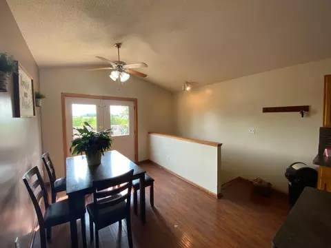105 8th St NE, Plainview, MN 55964 photo 9