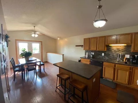 105 8th St NE, Plainview, MN 55964 photo 8