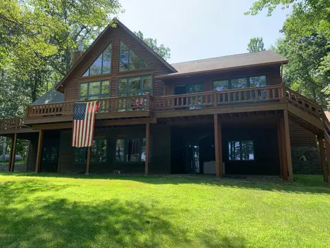9721 Pine Point Rd NW, Walker, MN 56484