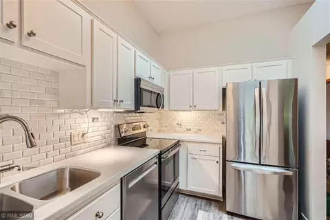 4319 Clemson Cir, Eagan, MN 55122 photo 7