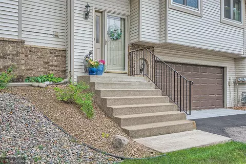 4319 Clemson Cir, Eagan, MN 55122 photo 2