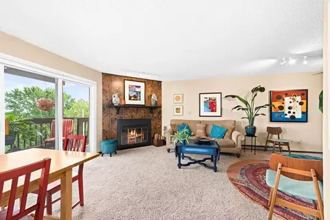 202 E 7th St #B, Duluth, MN 55805 photo 9