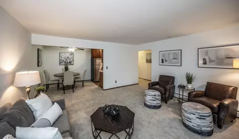 4380 Brookside Ct #208, Edina, MN 55436