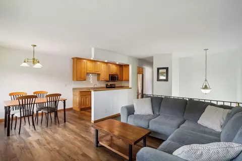 1709 Hickory Hill Dr, Eagan, MN 55122 photo 11