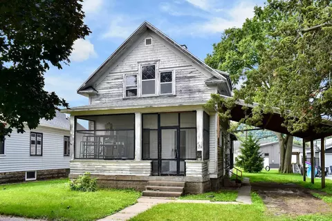 205 E Howard St, Winona, MN 55987