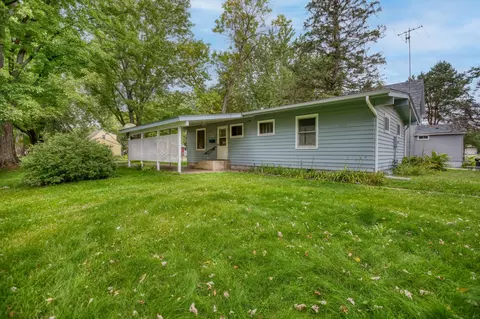 808 S 5th St, Princeton, MN 55371
