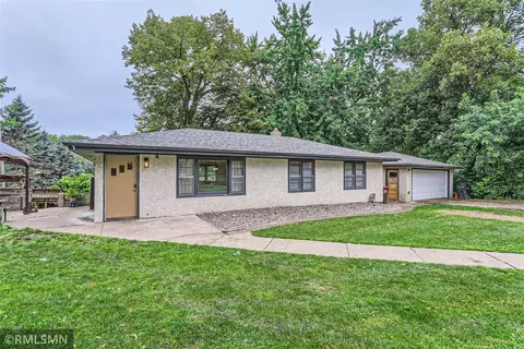 1841 Kennard St N, Maplewood, MN 55109