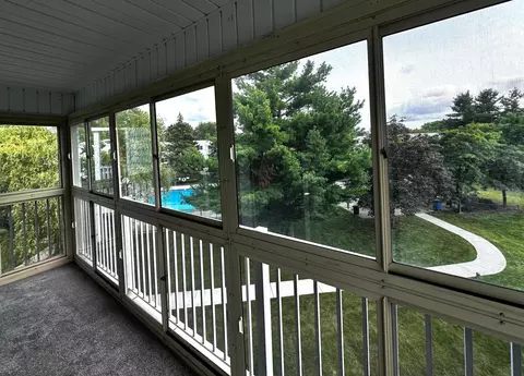 120 Demont Ave E #307, Little Canada, MN 55117