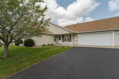 2721 Century Ct NE, Rochester, MN 55906