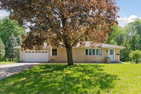 5025 St Croix Ave N, Golden Valley, MN 55422